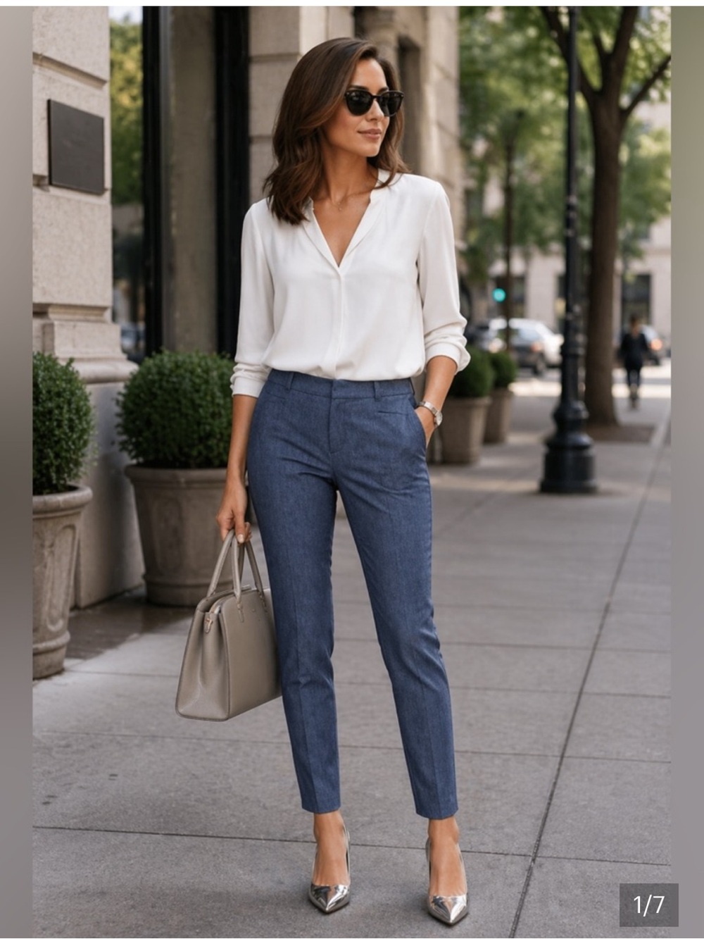 Women’s Banana Republic Avery Striaght leg ankle pant